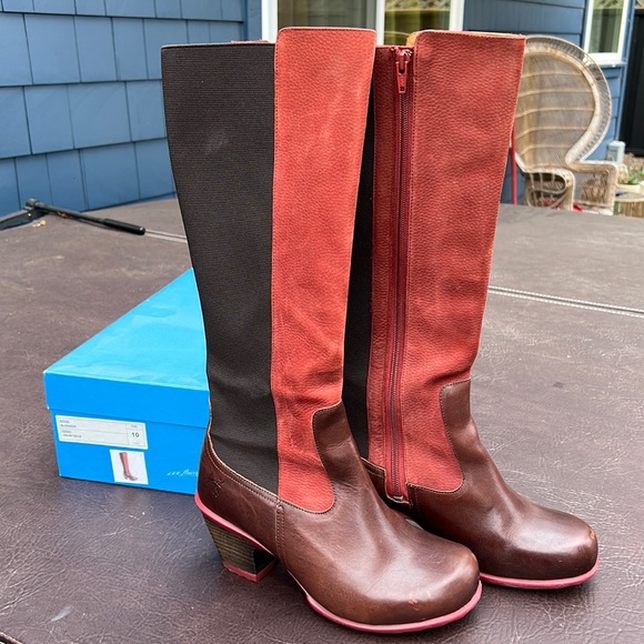 John Fluevog Shoes - John Fluevog Blossom Boots 10 orange like new